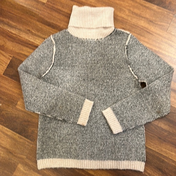 orb Sweaters - Orb Life Turtleneck (Size XS)
